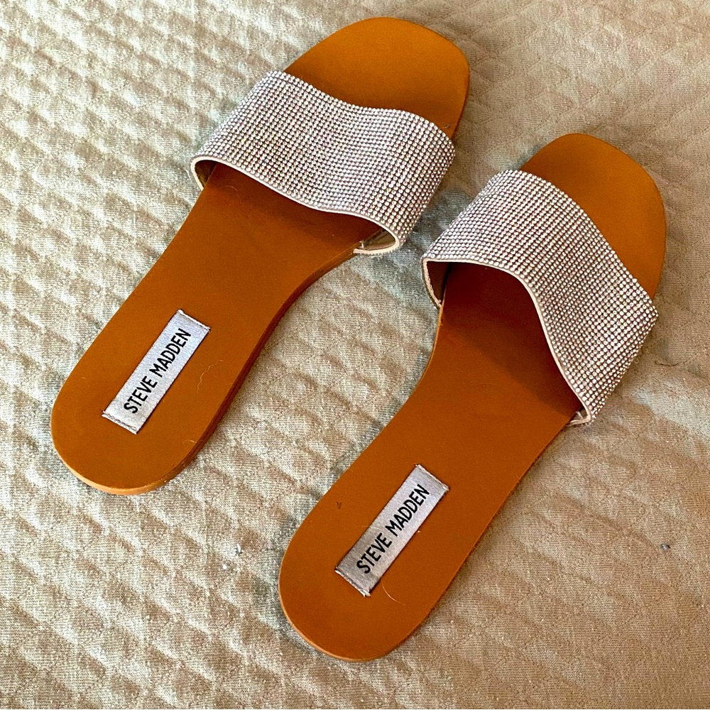 Steve Madden slides